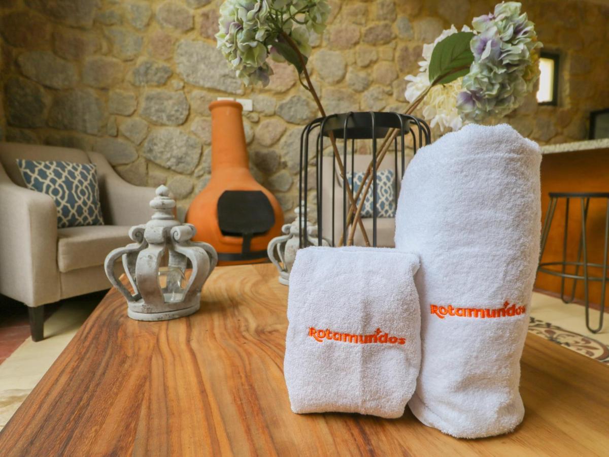 Hotel Boutique Camino Del Bosque By Rotamundos โชลูลา ภายนอก รูปภาพ
