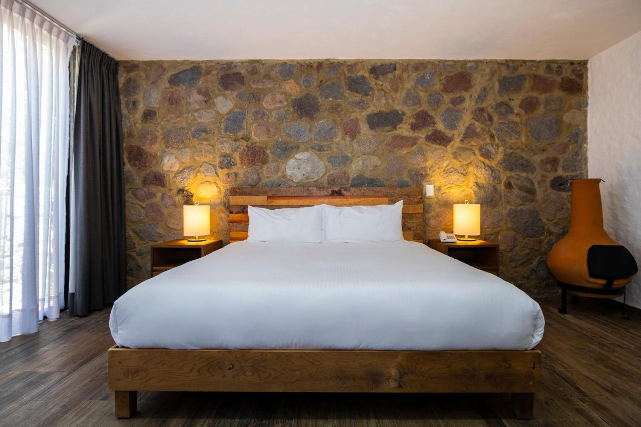 Hotel Boutique Camino Del Bosque By Rotamundos โชลูลา ภายนอก รูปภาพ